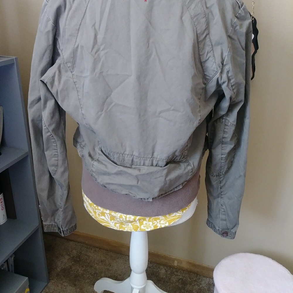 SHS Utility Style Jacket - Picture 5 of 8